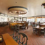 Ifa Fehmarn & Ferien-centrum Hotel Burg